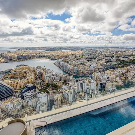 New To The Matket - 19th Floor In The Prestigious Mercury Tower By Sf Homes *