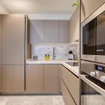 New To The Matket - 19th Floor In The Prestigious Mercury Tower By Sf Homes *