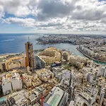 아파트 New To The Matket - 19th Floor In The Prestigious Mercury Tower By Sf Homes