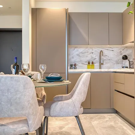 New To The Matket - 19th Floor In The Prestigious Mercury Tower By Sf Homes