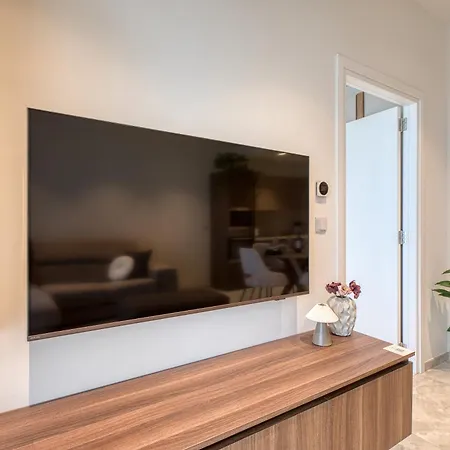 公寓 New To The Matket - 19th Floor In The Prestigious Mercury Tower By Sf Homes *