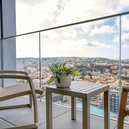 New To The Matket - 19th Floor In The Prestigious Mercury Tower By Sf Homes *