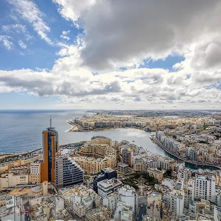 דירה New To The Matket - 19th Floor In The Prestigious Mercury Tower By Sf Homes *