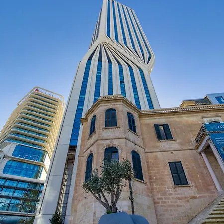 New To The Matket - 19th Floor In The Prestigious Mercury Tower By Sf Homes 公寓 *