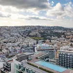 New To The Matket - 19th Floor In The Prestigious Mercury Tower By Sf Homes *